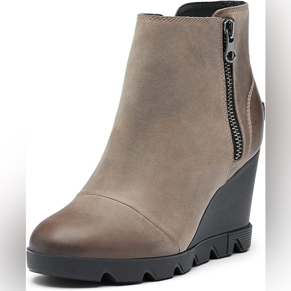 Sorel Shoes - NWT • SOREL • Joan Uptown Zip Bootie • 
🖤🩶 Gray/Black 🩶🖤 • Size 8.5 •